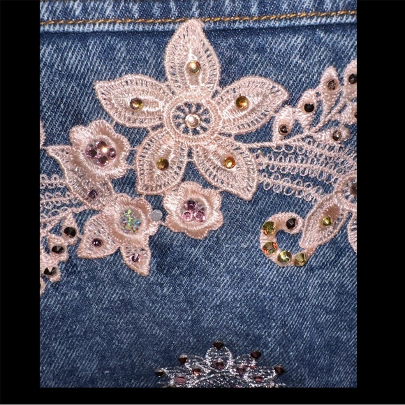 Victorian Embroidered & Appliquéd Jean Jacket - Picture 7 of 13